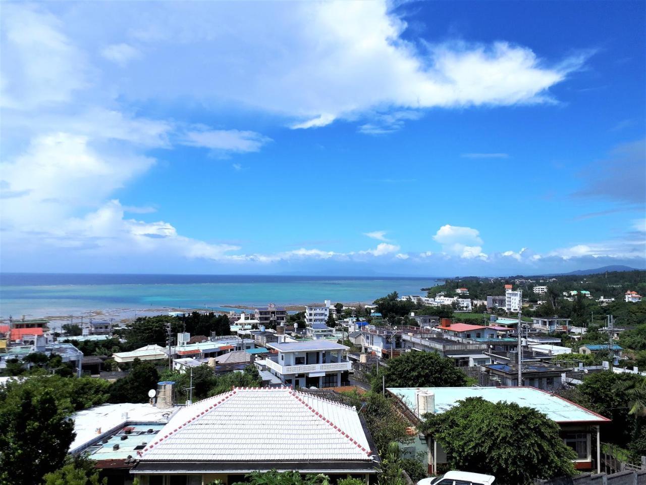 E-Horizon Resort Condominium Yomitan Buitenkant foto