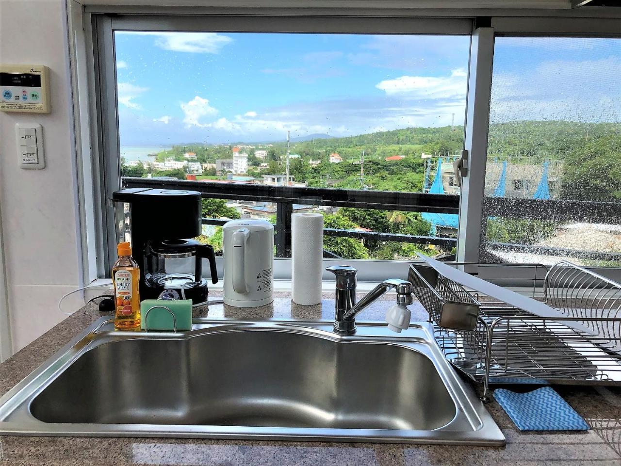 E-Horizon Resort Condominium Yomitan Buitenkant foto